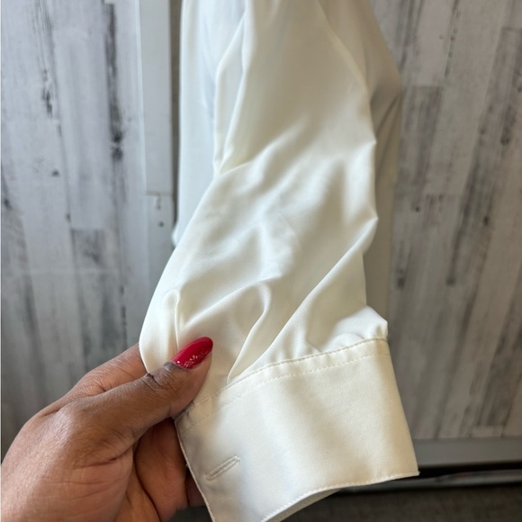 Embroidered “Orvis” blouse size 10 - Picture 3 of 8